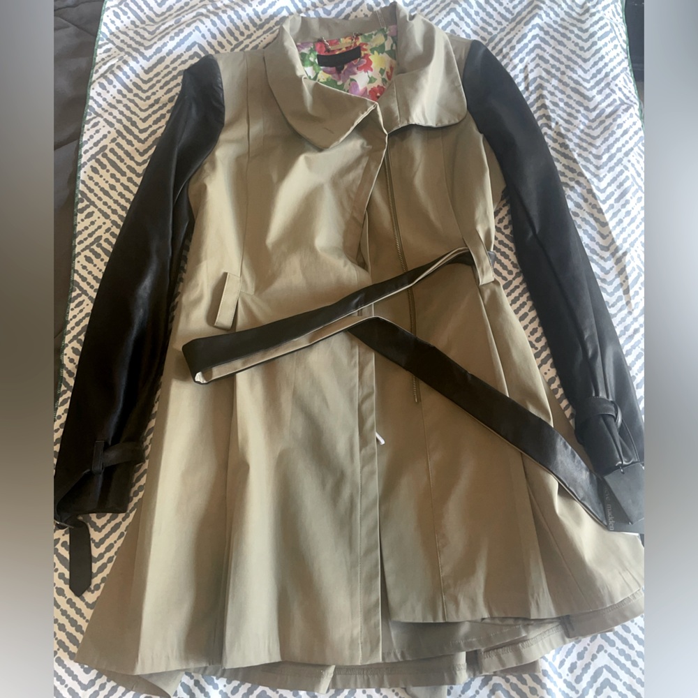 NWT Steve Madden trench